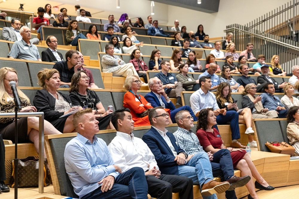 The crowd at the I-Squared Awards & Expo. 